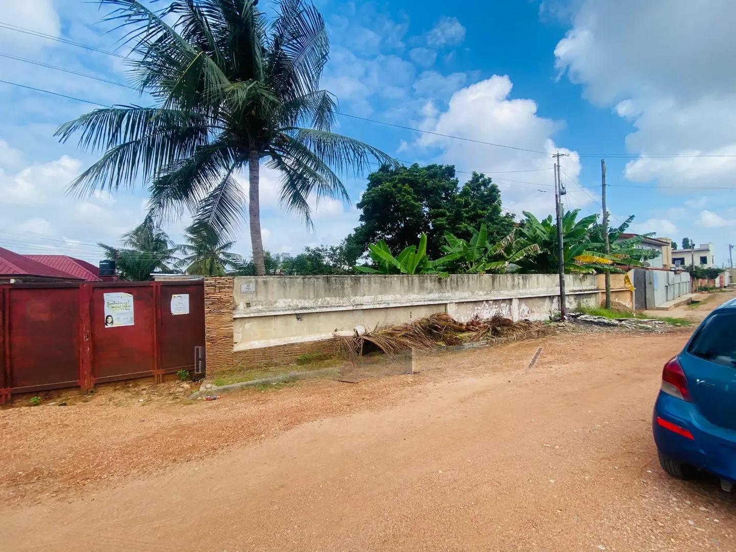 One Plot for Joint Venture ( JV ) at Dzorwulu - Land in Greater Accra, Dzorwulu - Sale