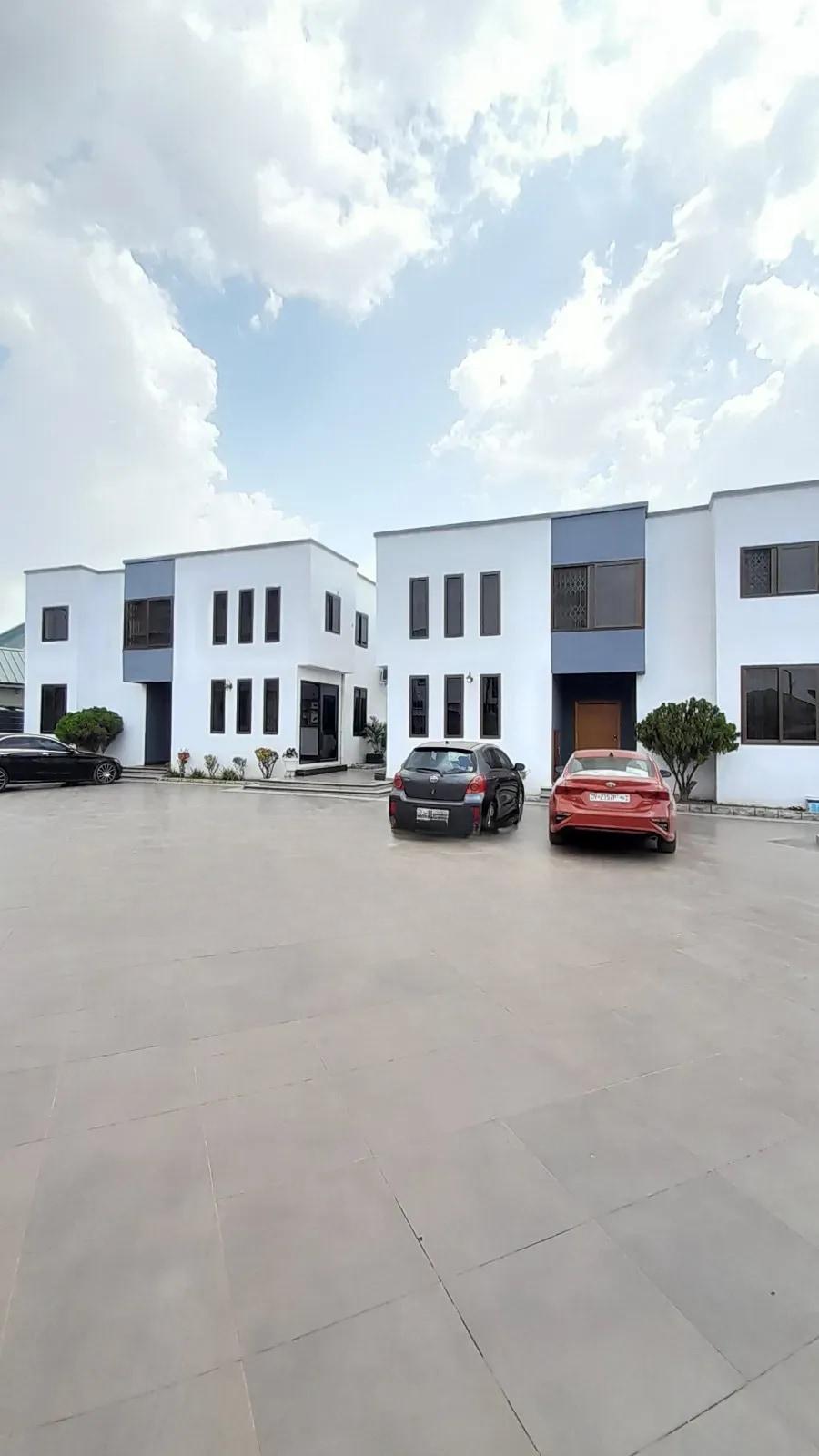 2bdrm Apartment in Adjiringanor, Adjiriganor for sale - 2 bedroom Apartment in Greater Accra, Adjiriganor - Sale