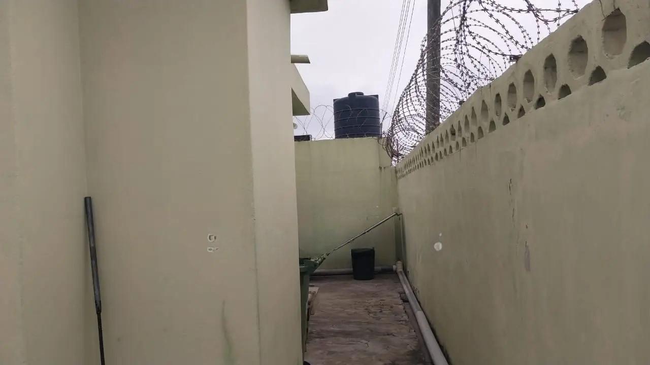 Furnished 3bdrm House in Dansoman Estate for sale - 3 bedroom House in Greater Accra, Dansoman - Sale