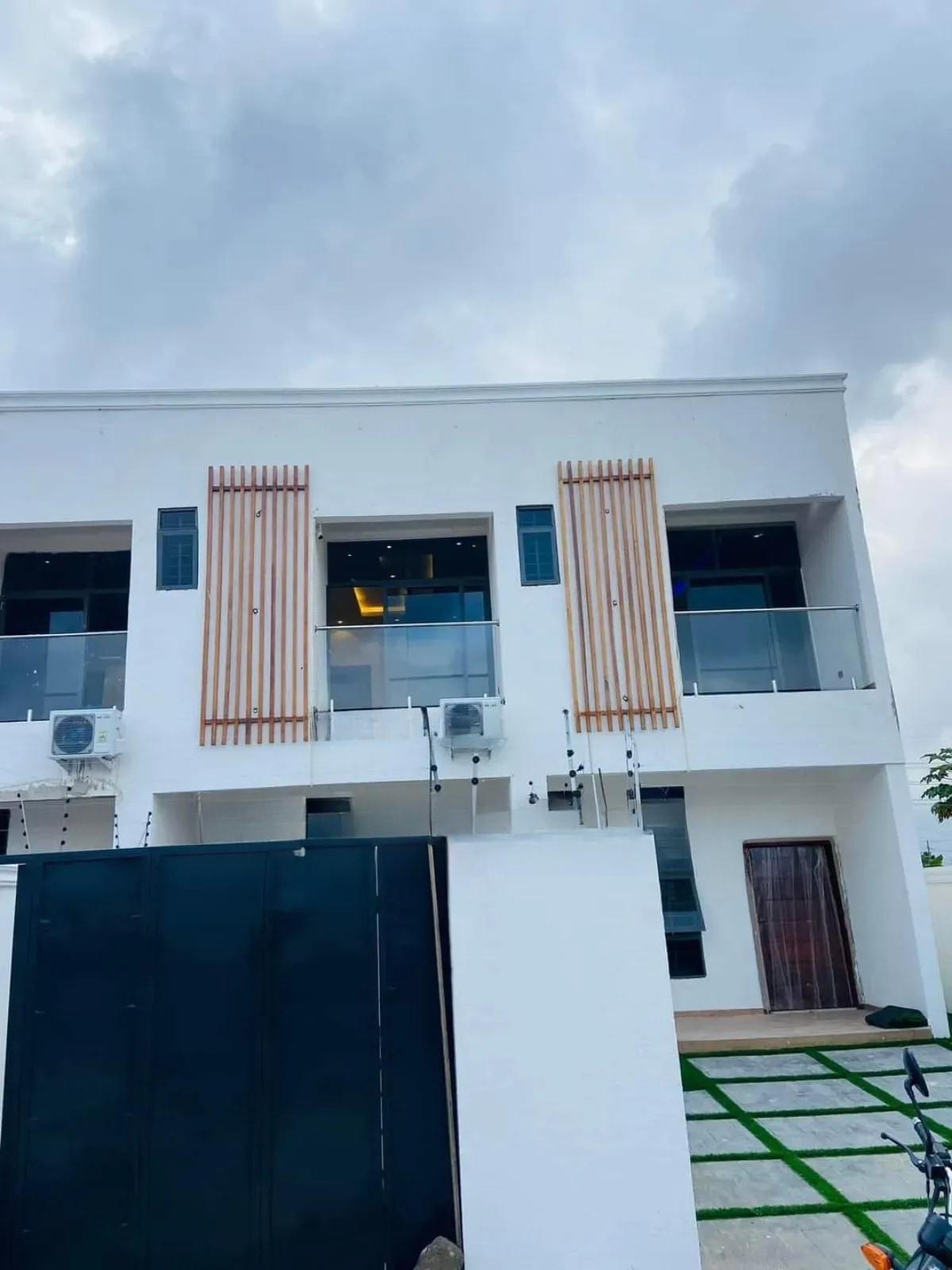 2bdrm House in Dki Properties, East Legon for sale - 2 bedroom House in Greater Accra, East Legon - Sale