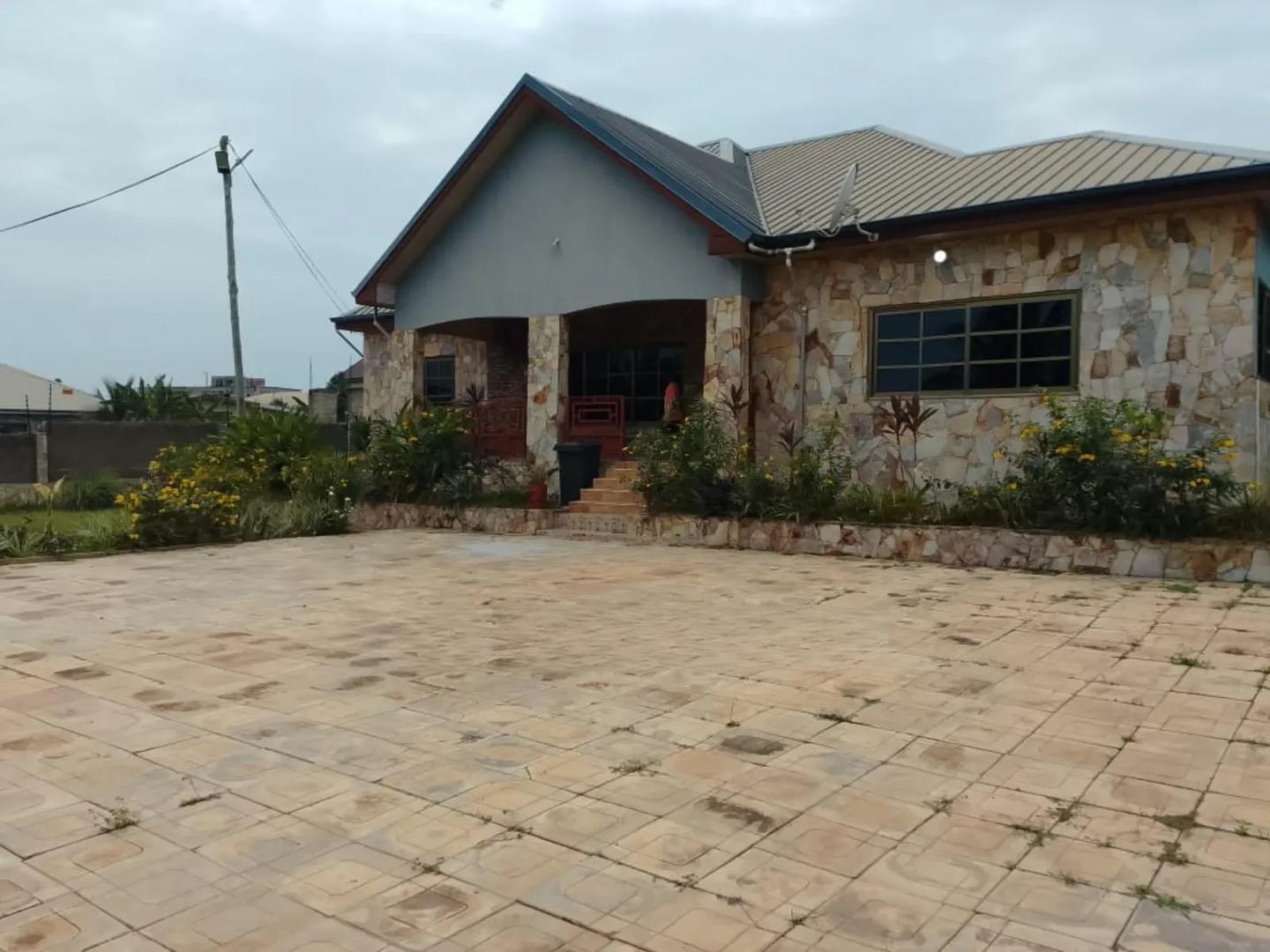 4bdrm House in Dki Properties, Adenta for rent - 4 bedroom House in Greater Accra, Adenta - Rent