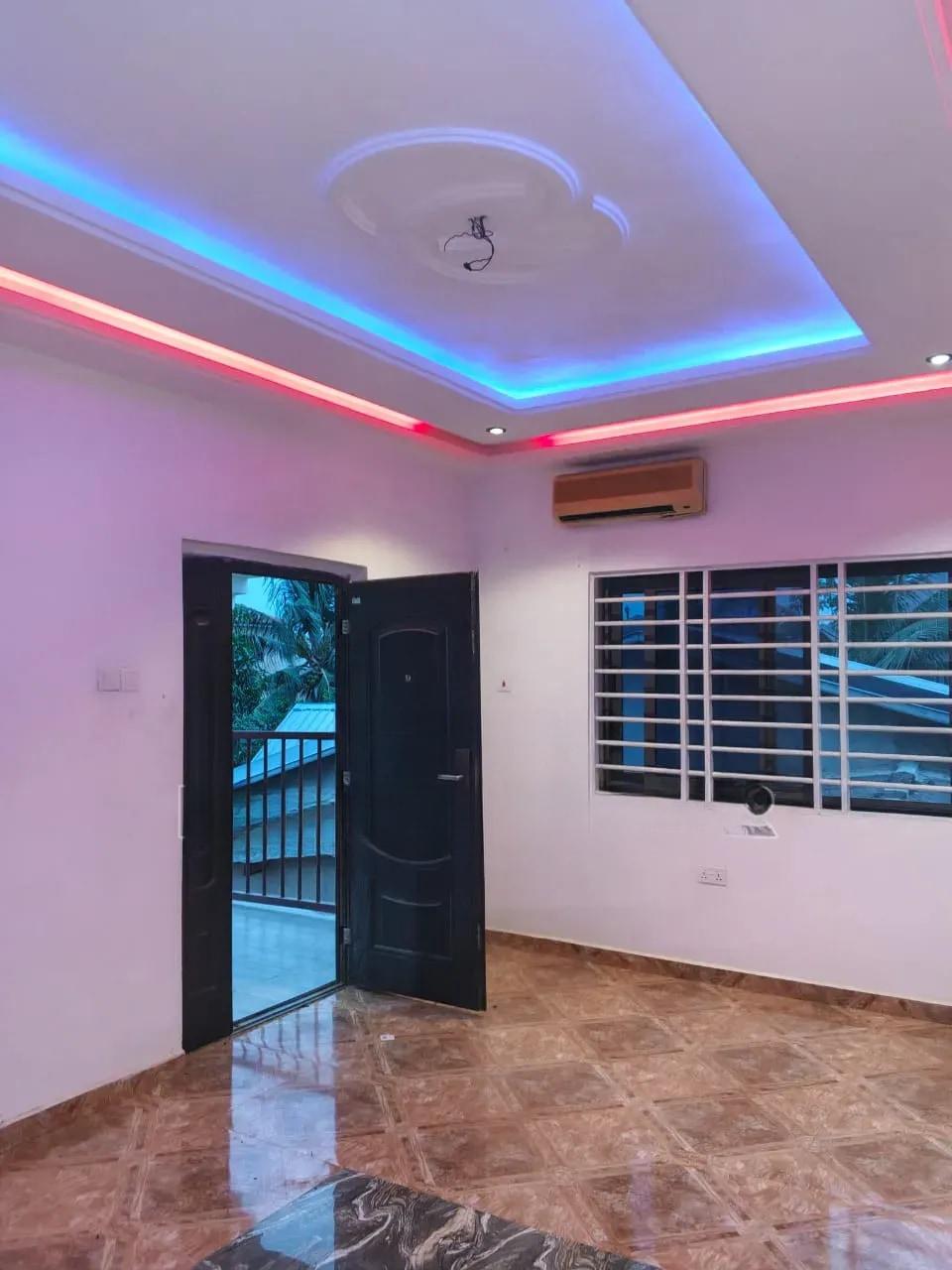 1bdrm Room & Parlour in Bernard Agency, CP for rent - 1 bedroom House in Greater Accra, Ablekuma, CP / Ablekuma - Rent