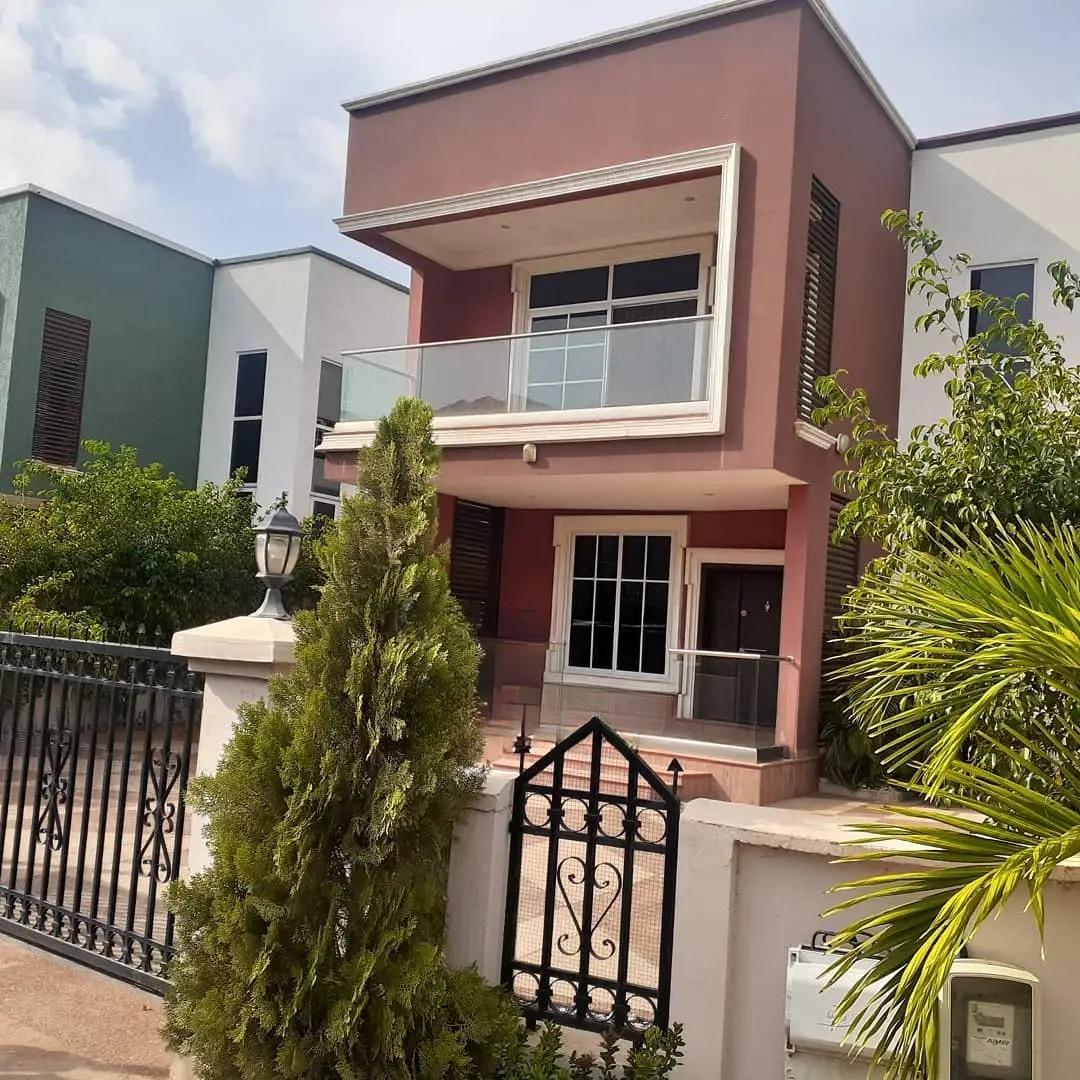 4bdrm House in Paraku Estate Dome for sale - 4 bedroom House in Greater Accra, Dome, Parakuo Estate - Sale