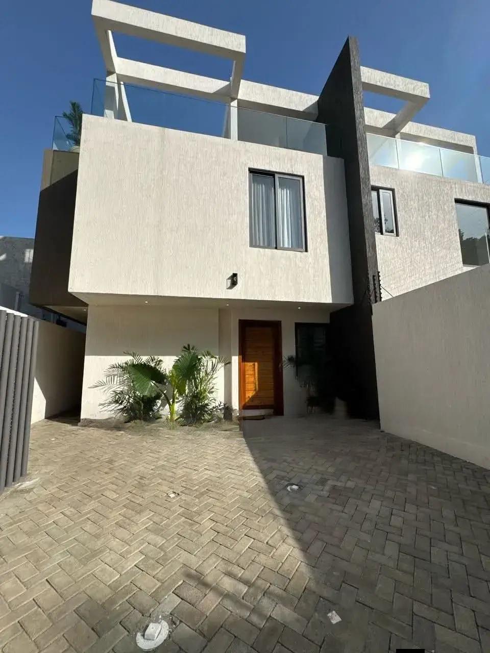 Furnished 3bdrm House in Seekers Realty, US Embassy Area for rent - 3 bedroom House in Greater Accra, Cantonments, US Embassy Area - Rent