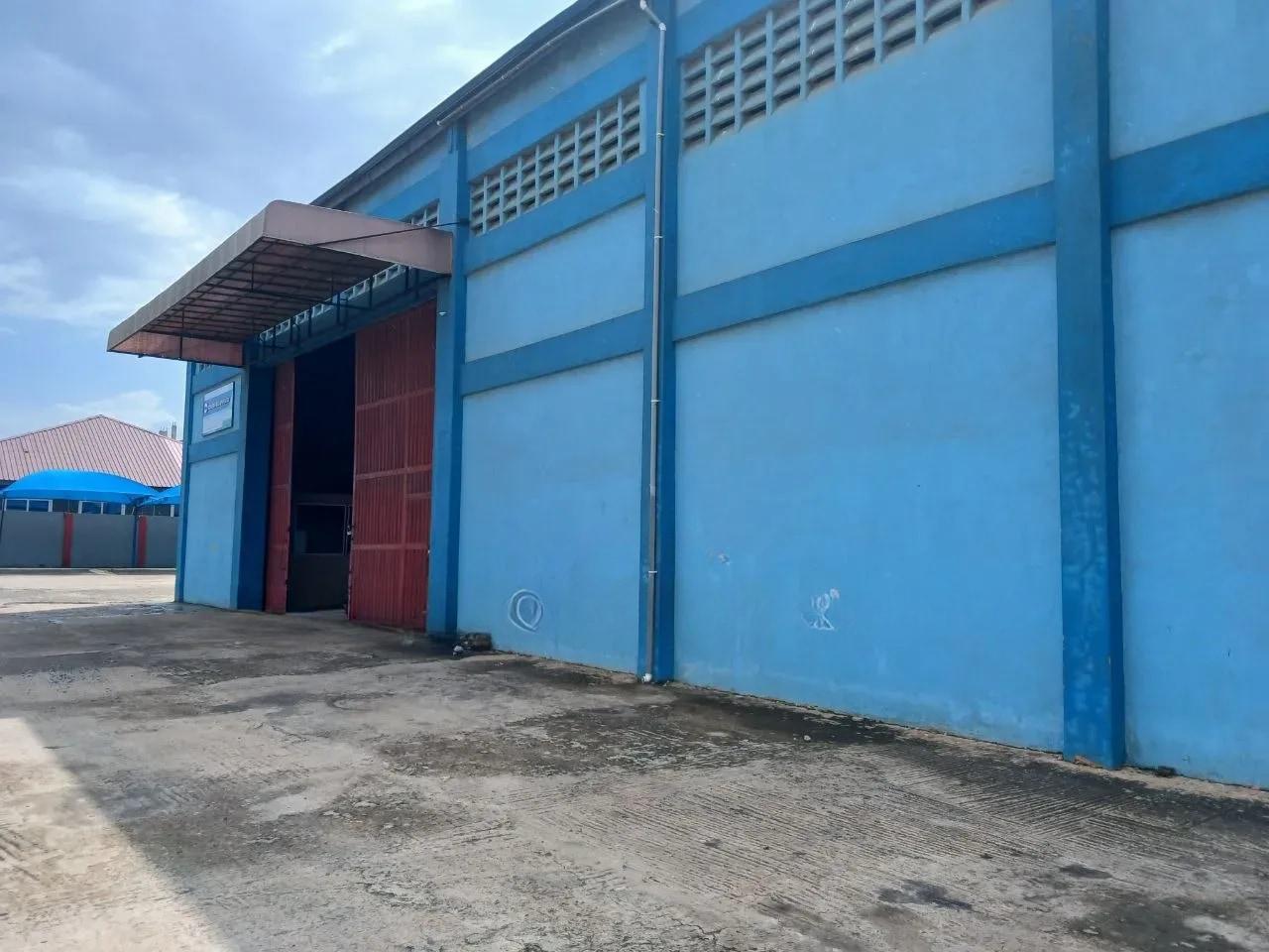 Spintex :Warehouse For Rent - Commercial in Greater Accra, Spintex, Baatsona Total - Rent