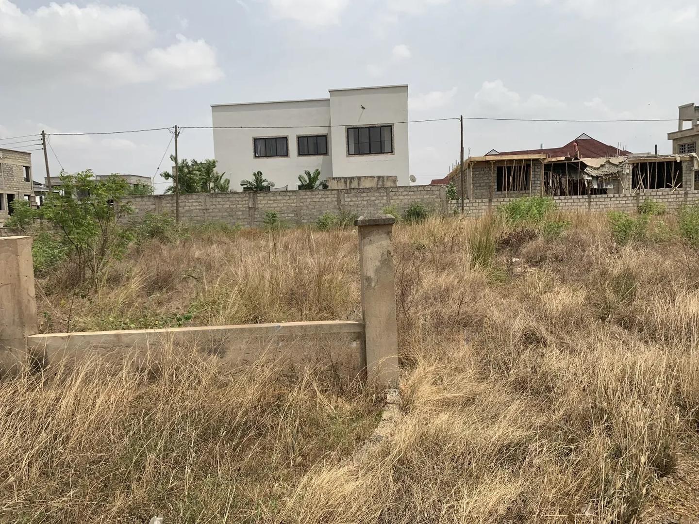 100x100ft Plot of Land at Trassacco Spring for Sale - Land in Greater Accra, Tema Metropolitan, Sakumono - Sale