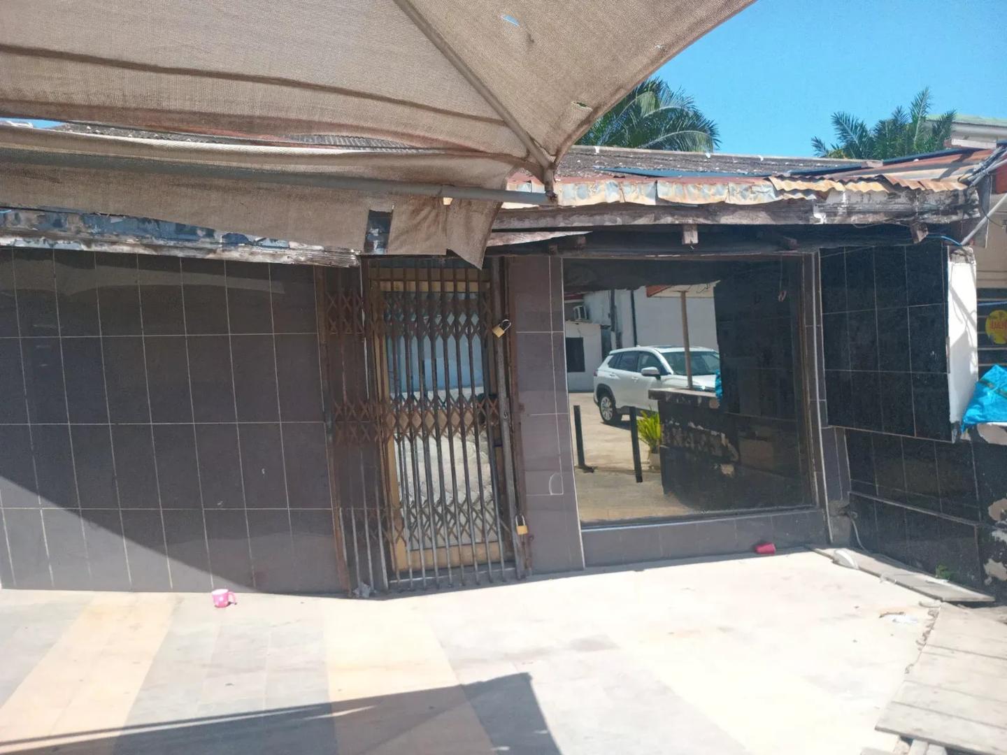 Night Club For Rent At Osu - Commercial in Greater Accra, Osu, Oxford Street - Rent