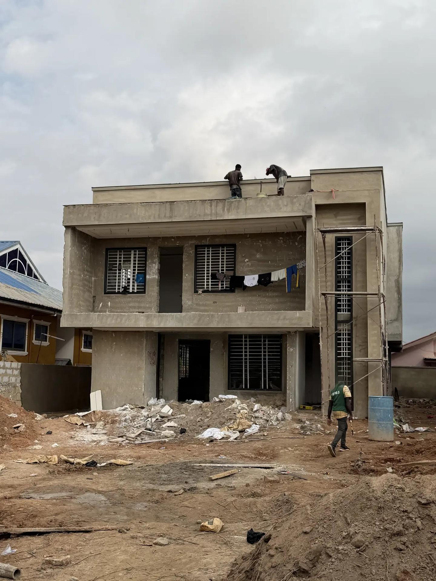 Furnished 5bdrm Townhouse/Terrace in Daban, Kumasi Metropolitan - 5 bedroom House in Ashanti, Kumasi Metropolitan - Sale