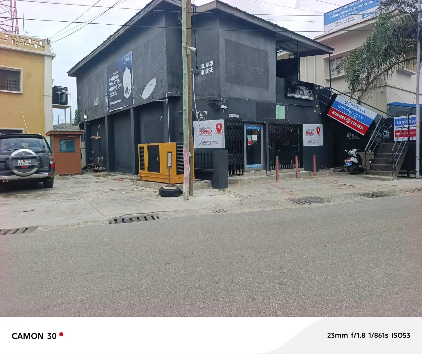Prime Commercial Property for Long Lease – Osu Oxford Street - Commercial in Greater Accra, Osu, Oxford Street - Rent