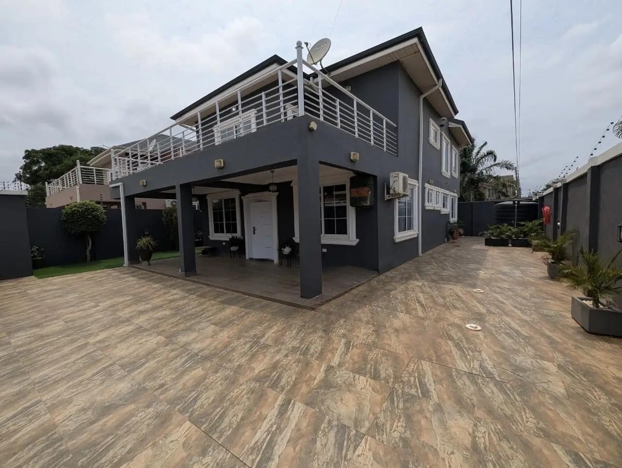 4bdrm Duplex in West Legon, Medifem Area for sale - 4 bedroom House in Greater Accra, West Legon, Medifem Area - Sale