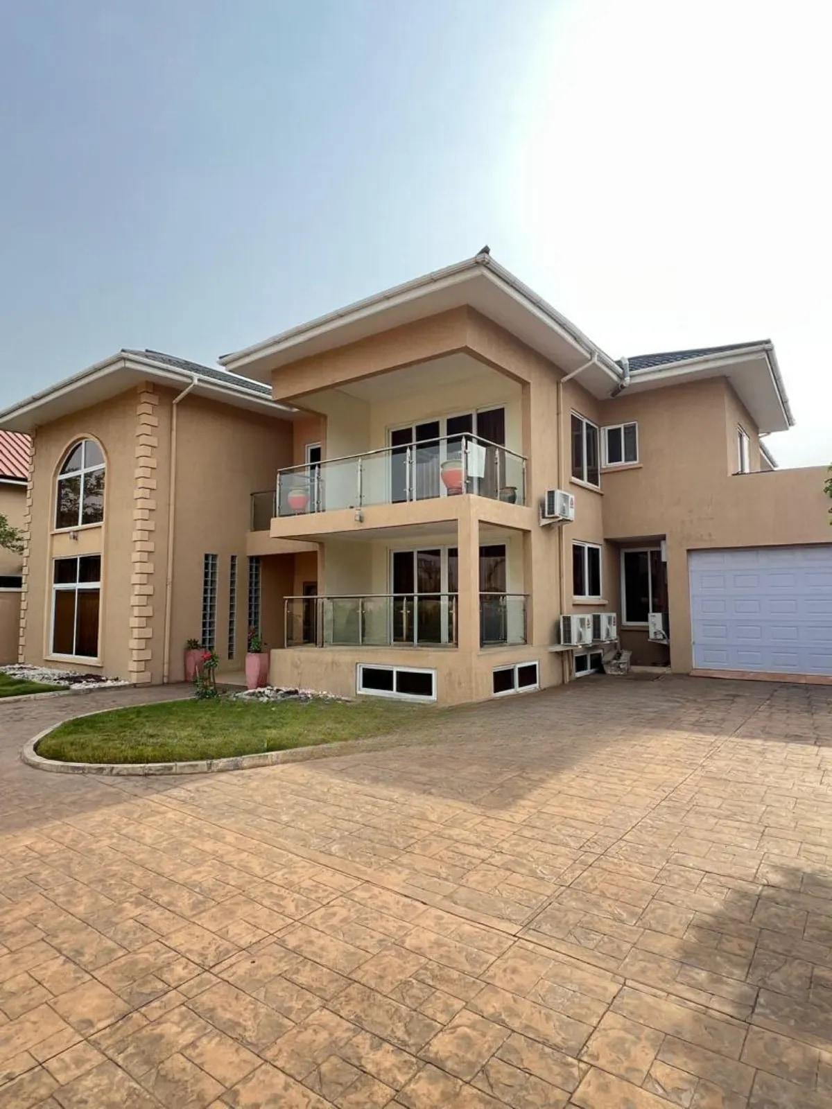 5bdrm House in Dki Properties, Community 25 for sale - 5 bedroom House in Greater Accra, Tema Metropolitan, Community 25 - Sale