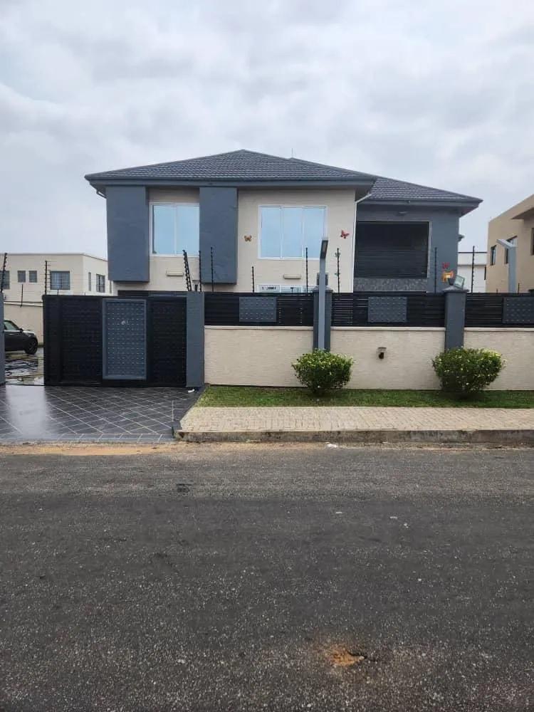 5bdrm Mansion in Airport Hills Estate for sale - 5 bedroom House in Greater Accra, Airport Residential Area - Sale