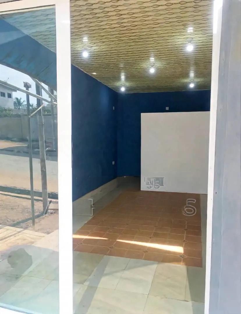 Shop for Rent - Commercial in Greater Accra, Lapaz - Rent