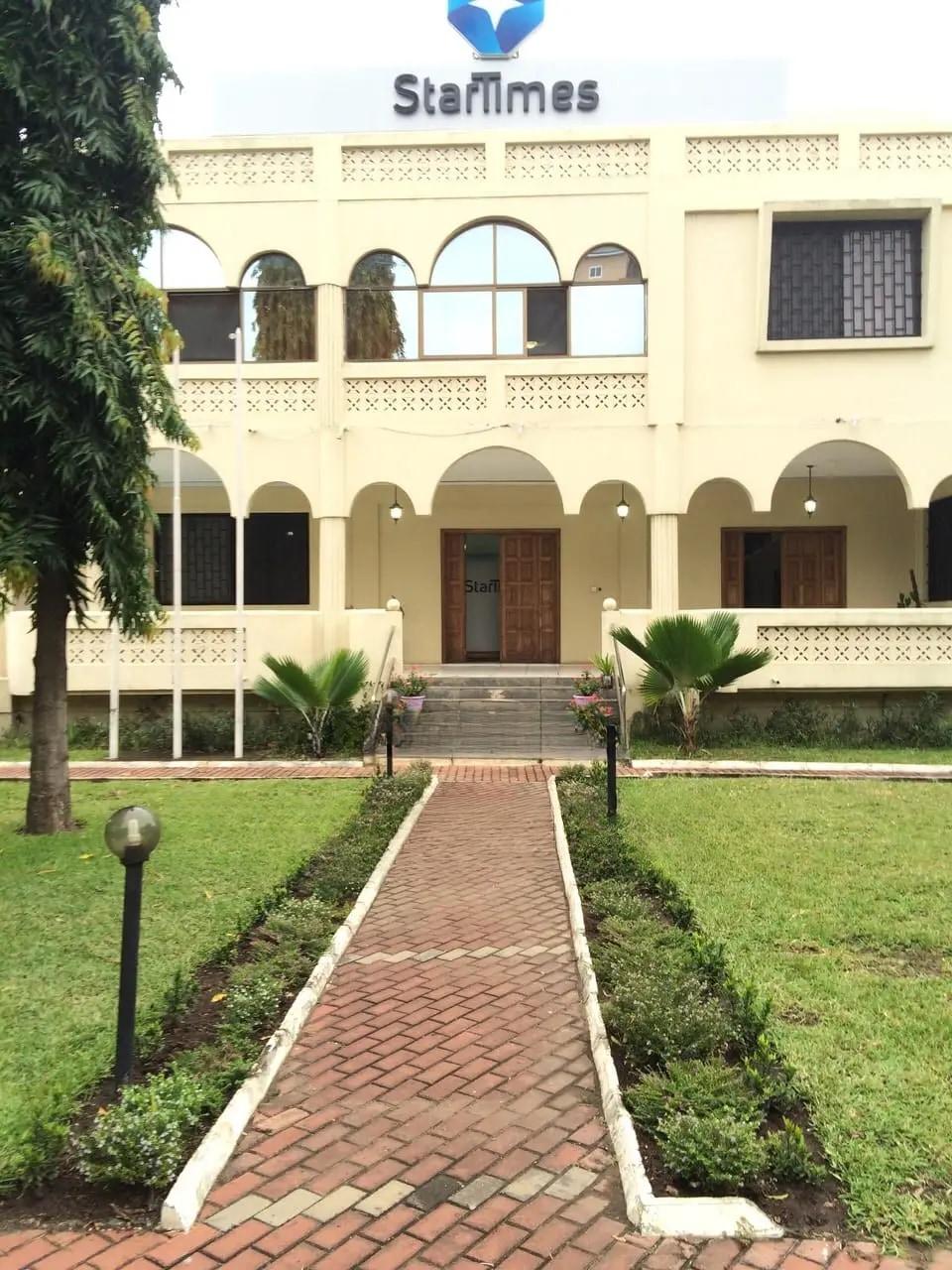 6bdrm House in Ea Properties, North Ridge for sale - 6 bedroom House in Greater Accra, Ridge, North Ridge - Sale