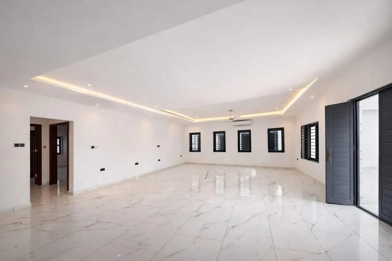 3bdrm House in School Park Area for rent - 3 bedroom House in Greater Accra, Agbogba, School Park Area - Rent