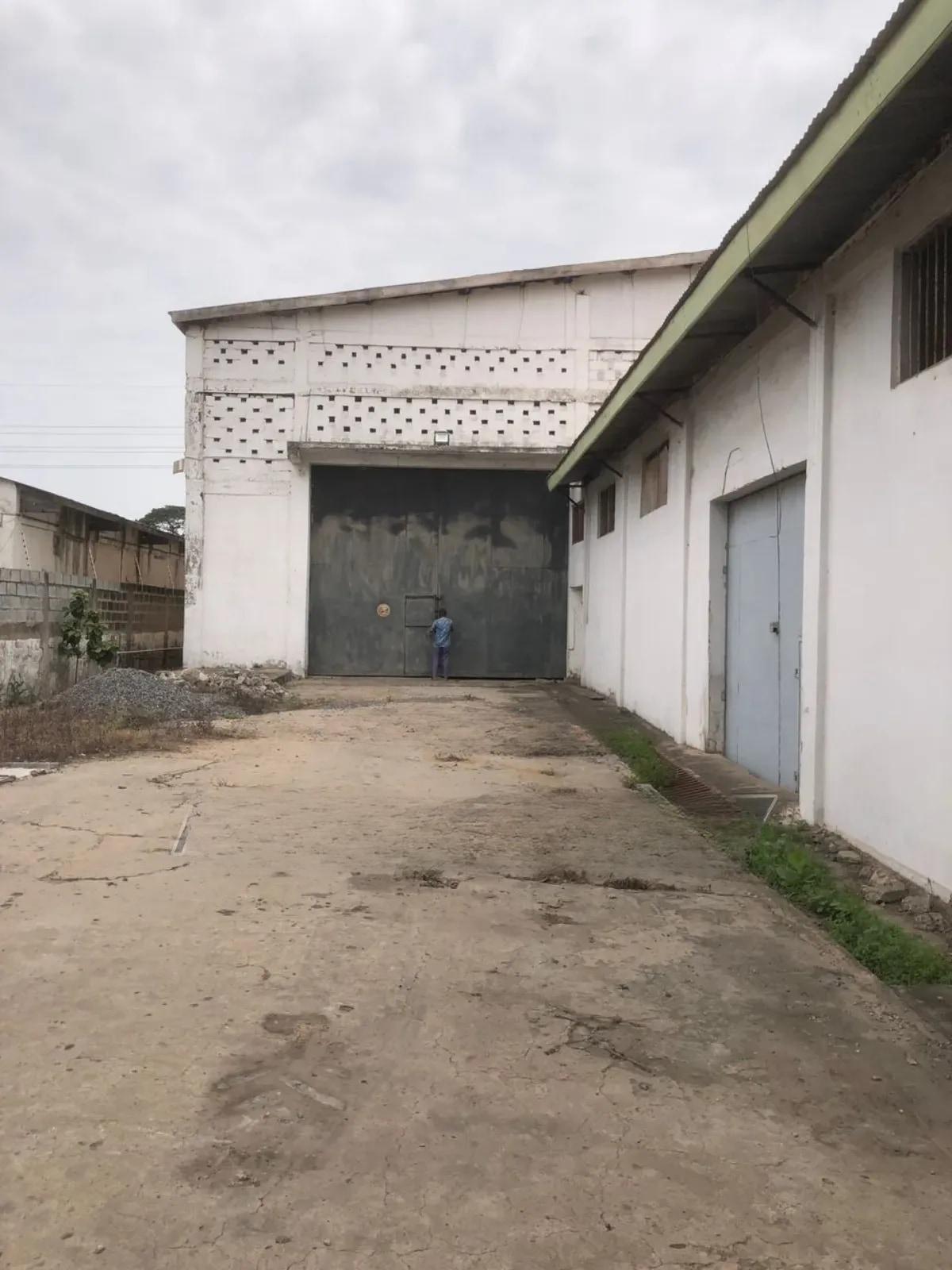 2000 Square Meter Warehouse for Sale in Tema - Commercial in Greater Accra, Tema Metropolitan - Sale