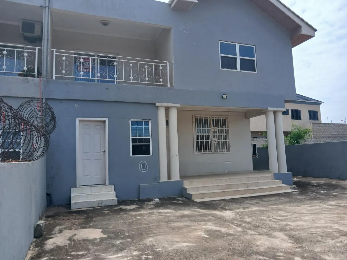 3bdrm Duplex in Spintex Manet :- 3, Papaye for rent - 3 bedroom House in Greater Accra, Spintex, Papaye / Spintex - Rent
