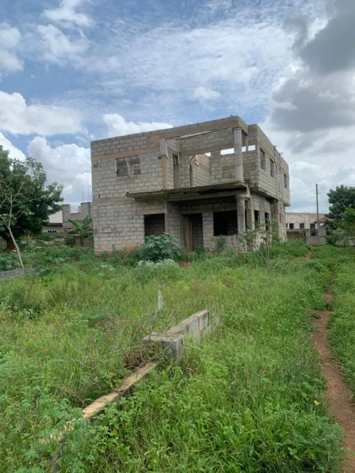 6bdrm Block of Flats in Modern Properties, Pentecost for sale - 6 bedroom House in Greater Accra, Oyibi, Pentecost / Oyibi - Sale
