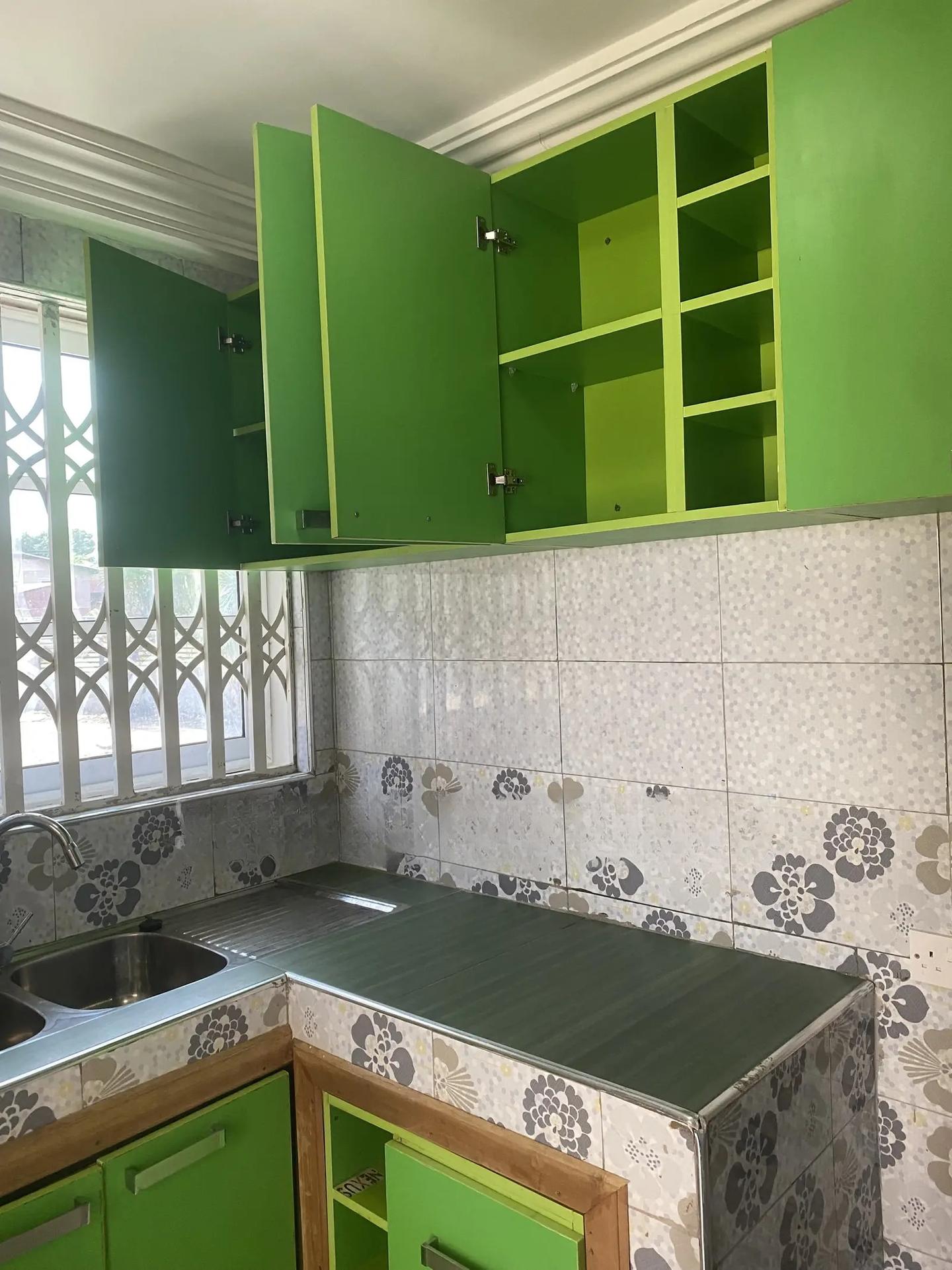 1bdrm Bedsitter in Sharp-Connect, Bluetop Estate for rent - 1 bedroom House in Greater Accra, Kasoa, Bluetop Estate - Rent