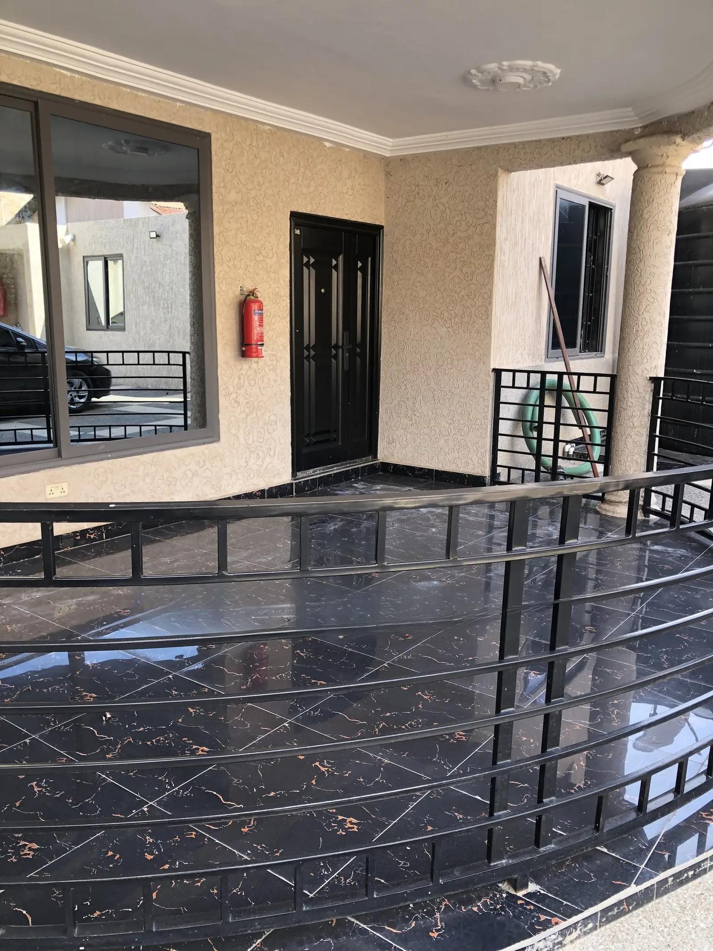 2bdrm Apartment in Kwabenya Acp Road, Ashomang Estate for rent - 2 bedroom Apartment in Greater Accra, Ashomang Estate - Rent