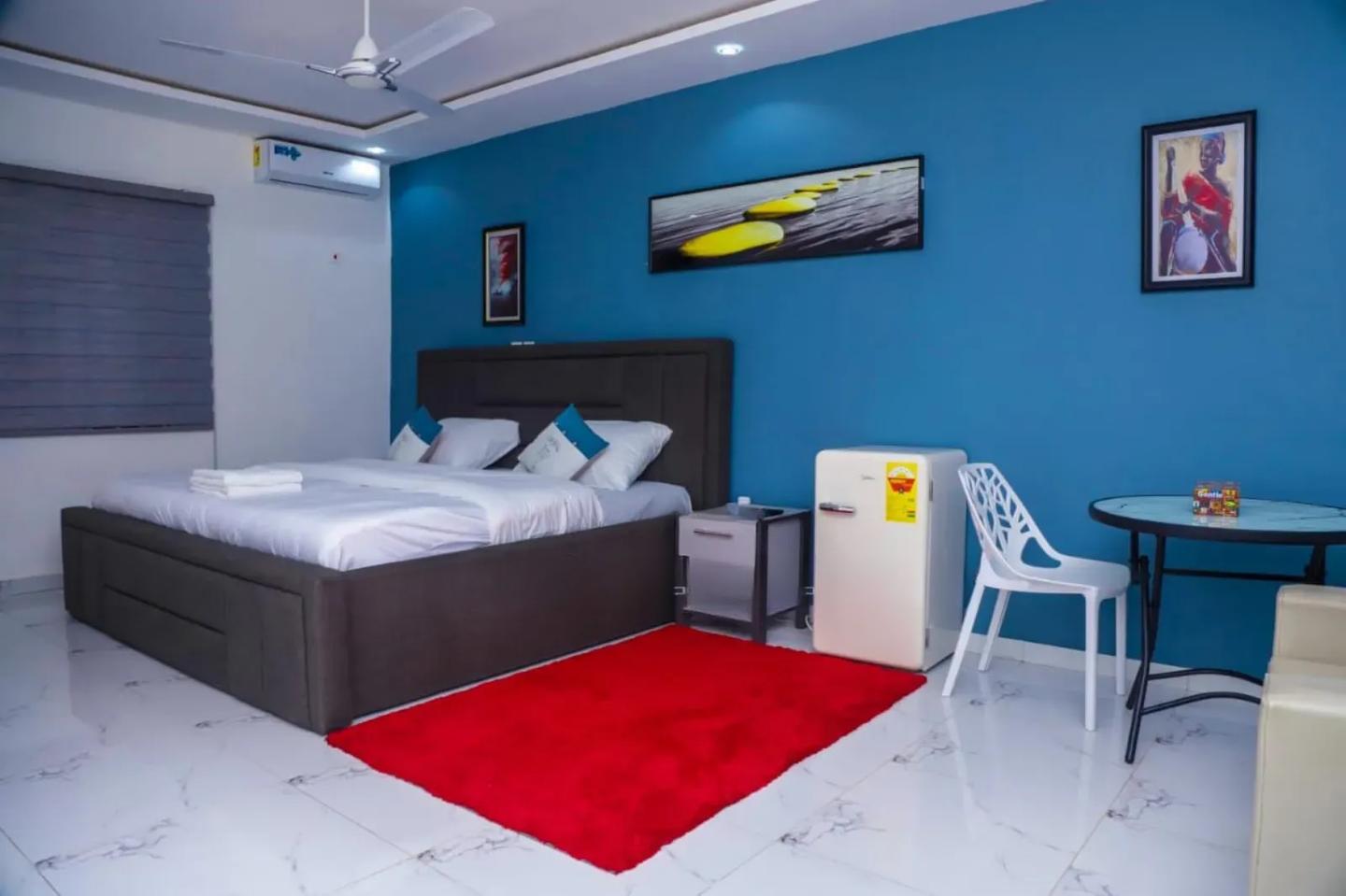 Hotel for Sale 15 Bed Capacity in Kasoa - 15 bedroom Commercial in Greater Accra, East Legon, Ghana Link Area - Sale