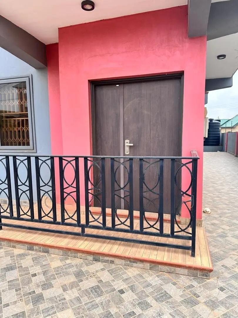 3bdrm House in East Legon for rent - 3 bedroom House in Greater Accra, East Legon - Rent