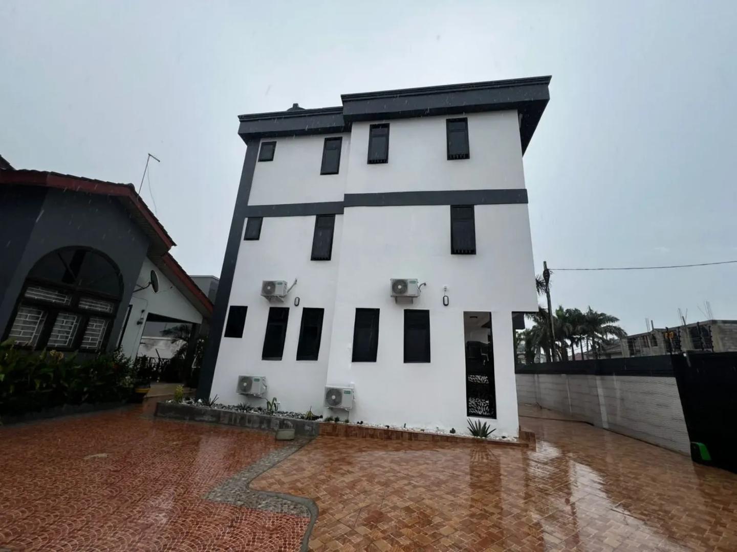 1bdrm Apartment in Ab Richie Properties, Boundary Road Area for rent - 1 bedroom Apartment in Greater Accra, East Legon, Boundary Road Area - Rent