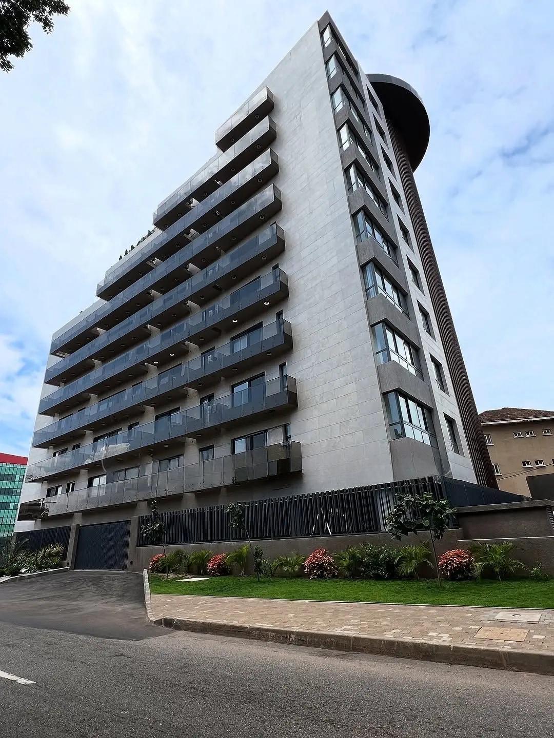 3bdrm Apartment in Charclem Ventures, US Embassy Area for rent - 3 bedroom Apartment in Greater Accra, Cantonments, US Embassy Area - Rent