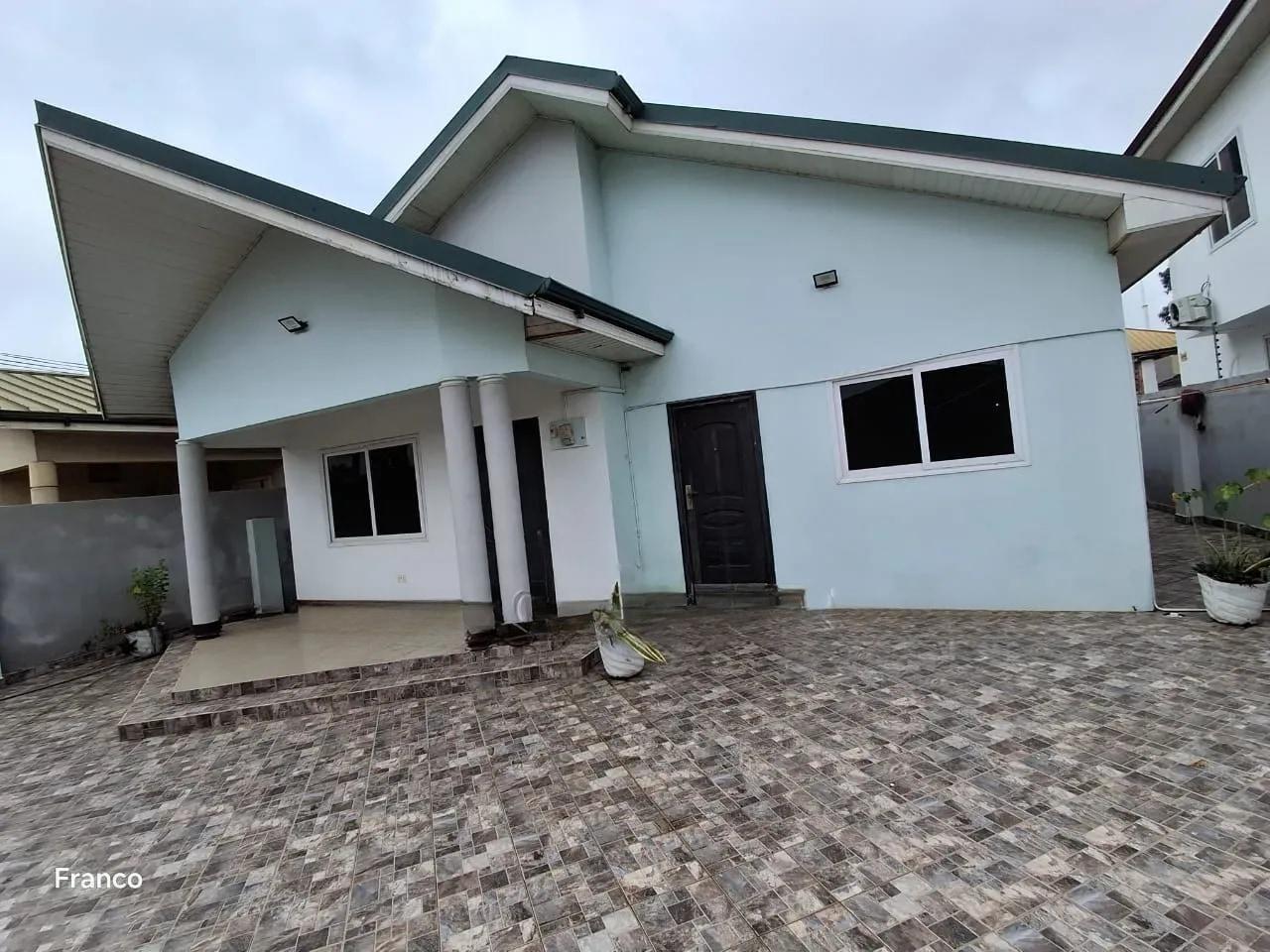 2bdrm House in Spintex:- 2, Baatsona Total for sale - 2 bedroom House in Greater Accra, Spintex, Baatsona Total - Sale
