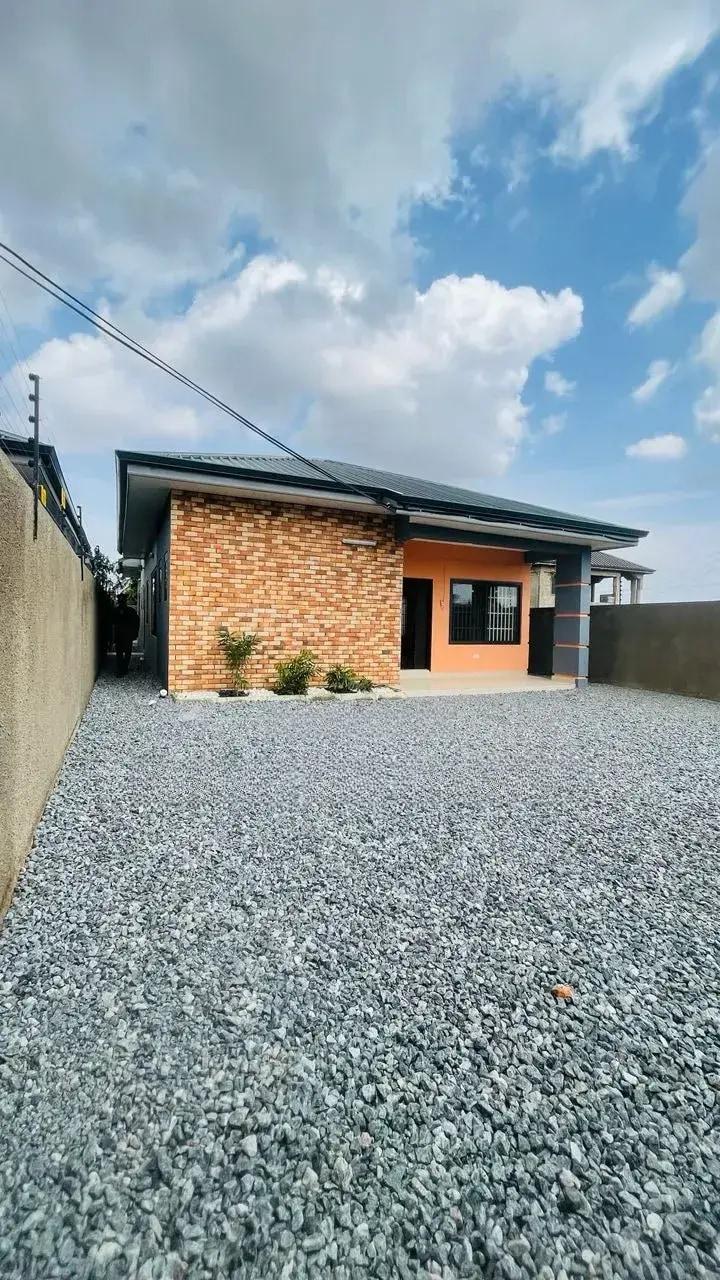 3bdrm House in Amanfrom, Pokuase for sale - 3 bedroom House in Greater Accra, Pokuase - Sale