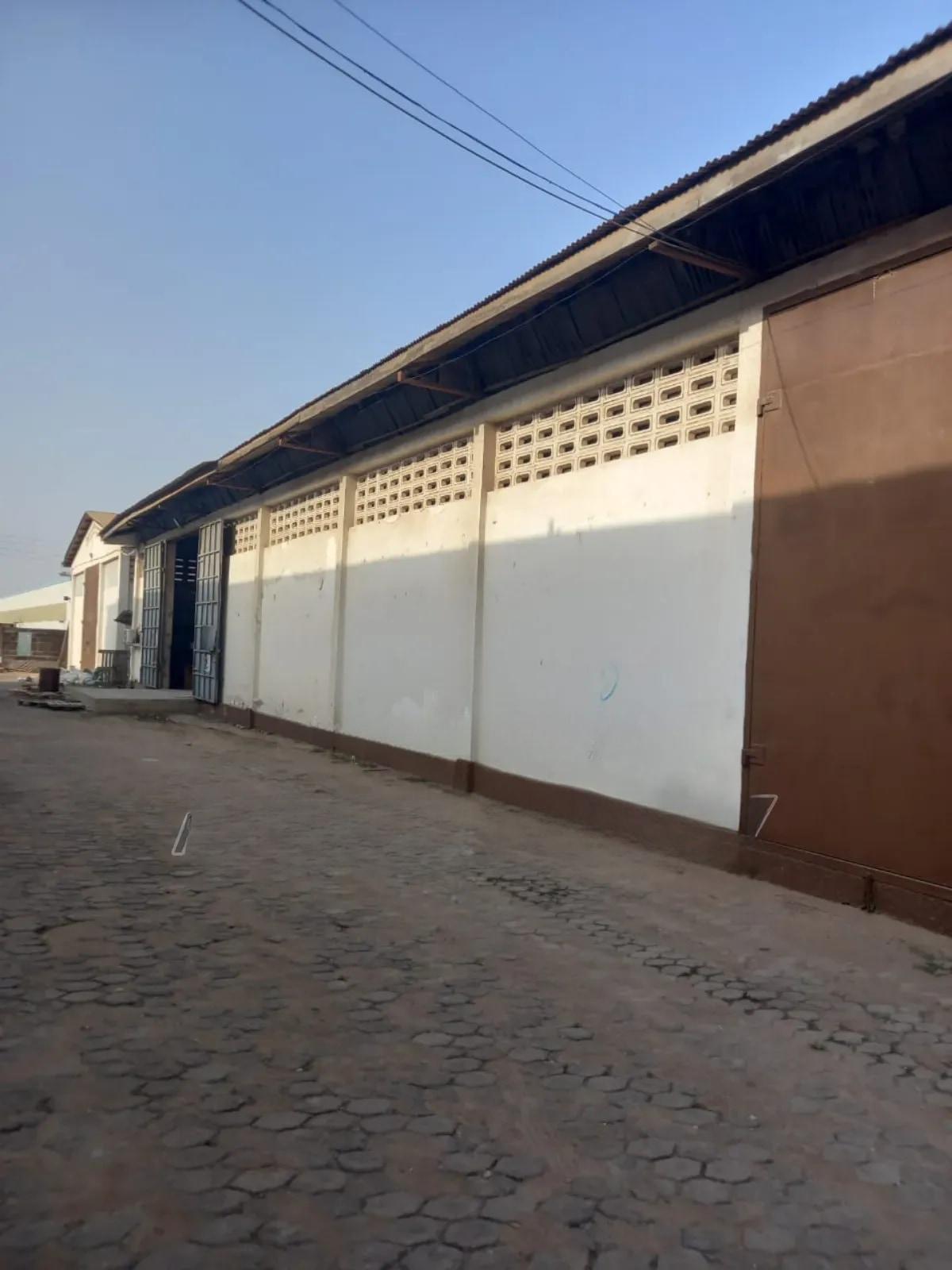1100 Square Meter Warehouse for Sale in Tema - Commercial in Greater Accra, Tema Metropolitan - Sale