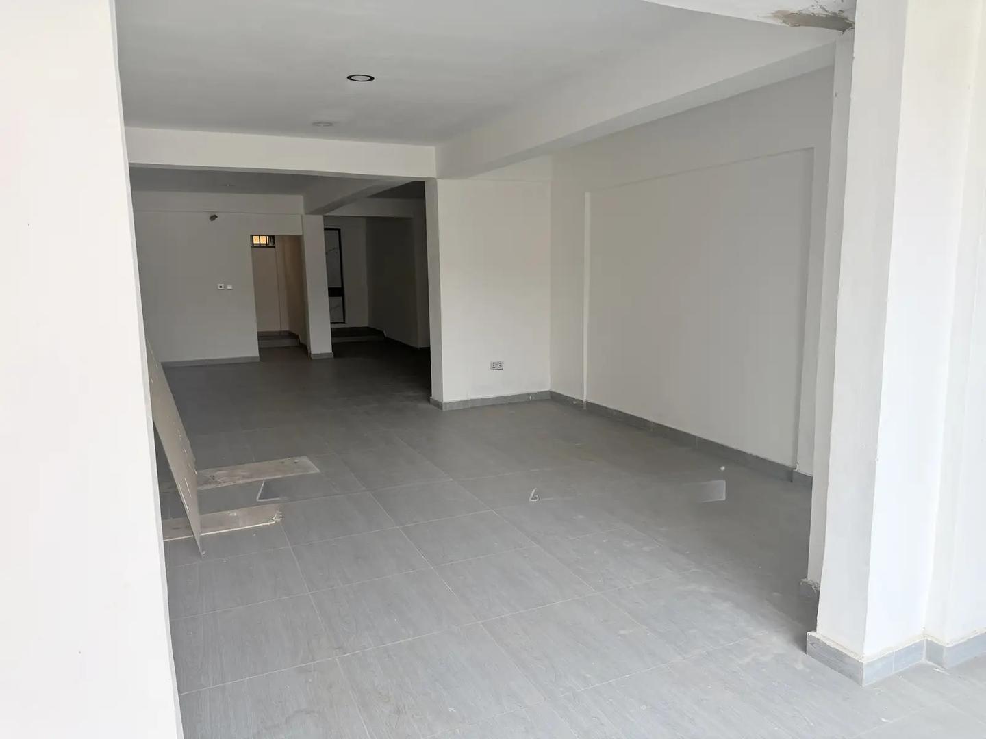 Executive Office Space for Rent in Osu - Commercial in Greater Accra, Osu, Oxford Street - Rent