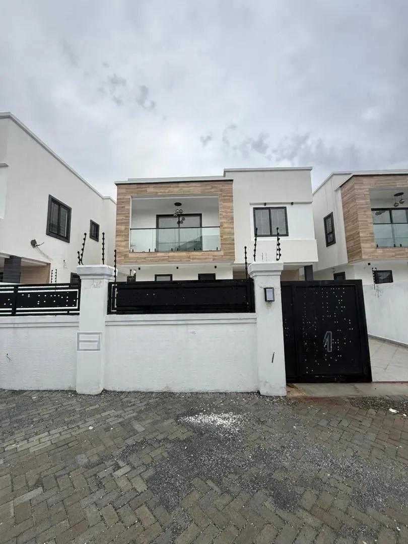 4bdrm House in Baatsona Total for sale - 4 bedroom House in Greater Accra, Spintex, Baatsona Total - Sale