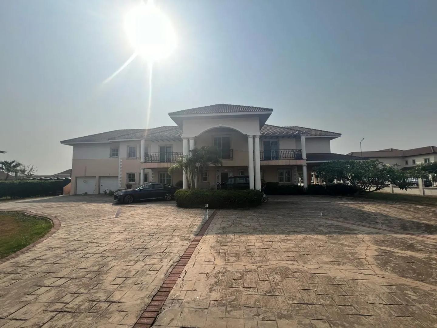 5bdrm Mansion in Ab Richie Properties, East Legon for sale - 5 bedroom House in Greater Accra, East Legon - Sale