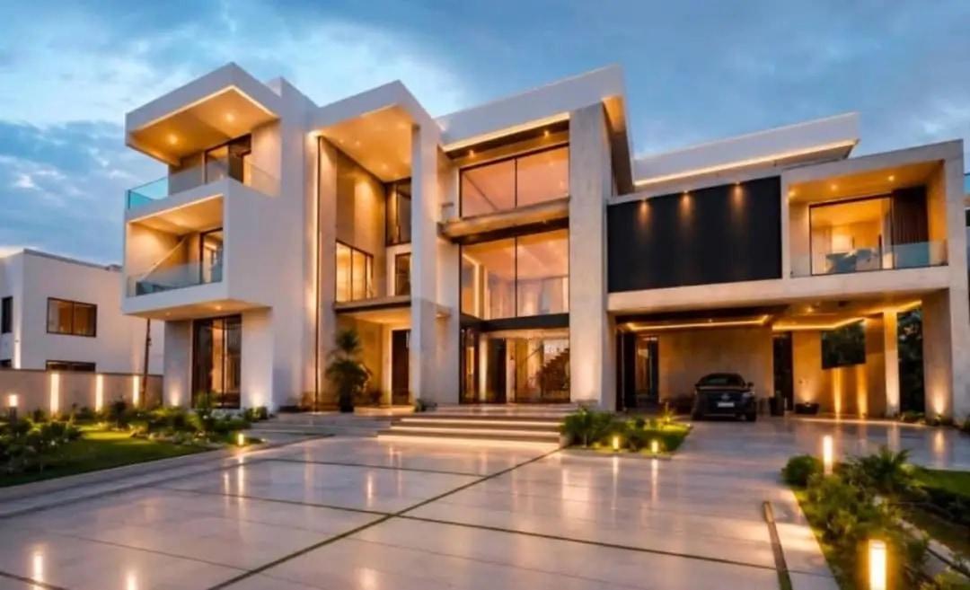 10bdrm Mansion in Green, Adjiriganor for sale - 10 bedroom House in Greater Accra, Adjiriganor - Sale