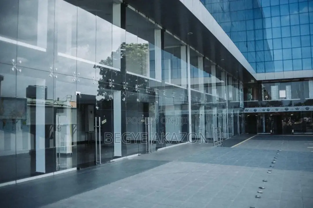 Office 4 Rent At East Legon - Commercial in Greater Accra, East Legon - Rent