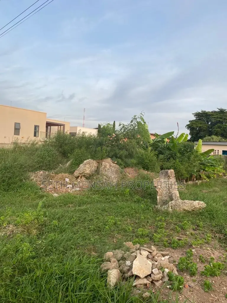 Title Documents - Land in Greater Accra, Dzorwulu - Sale