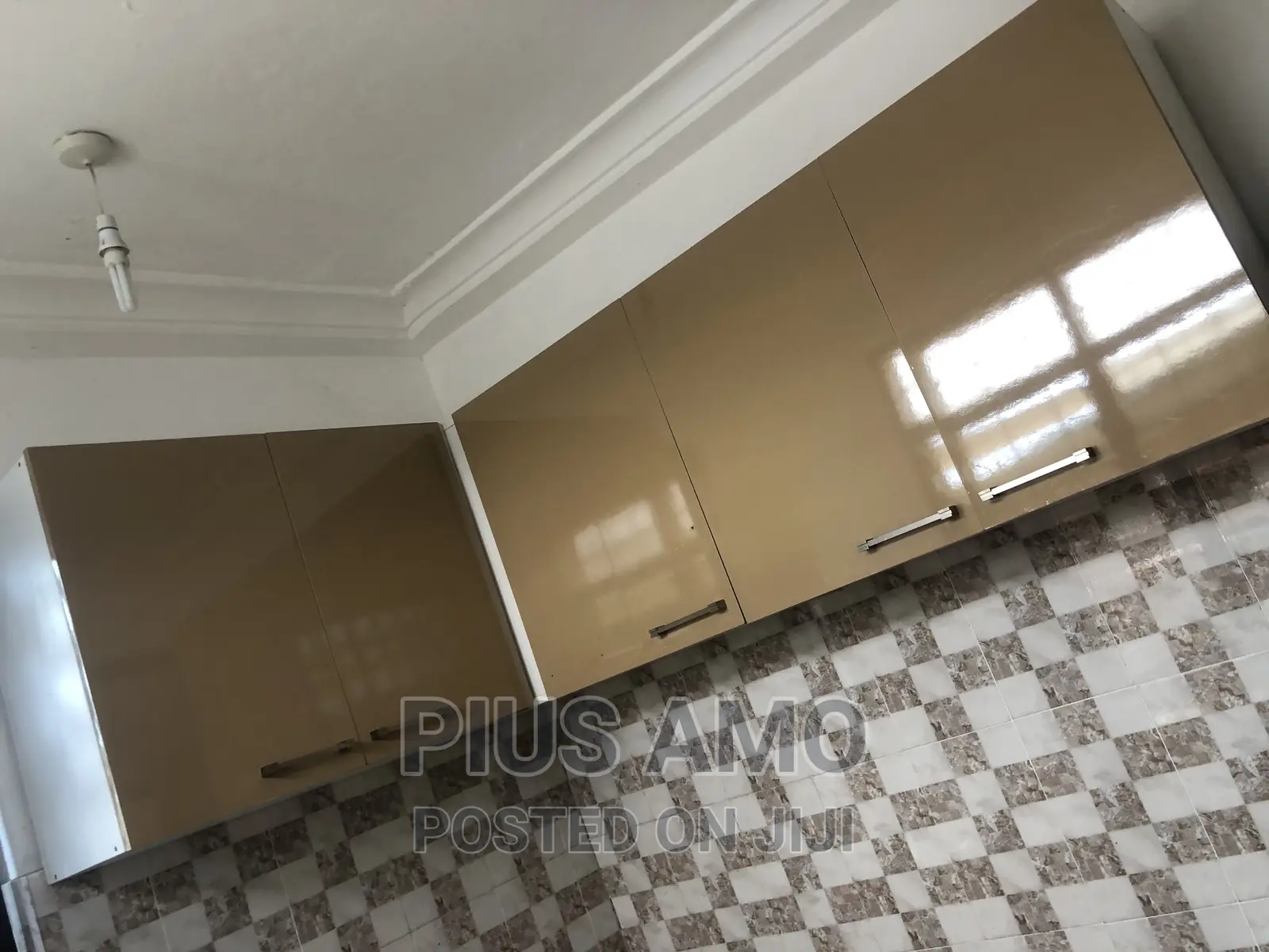 A Nice Chamber and Hall Self Contained - Commercial in Greater Accra, Teshie - Rent