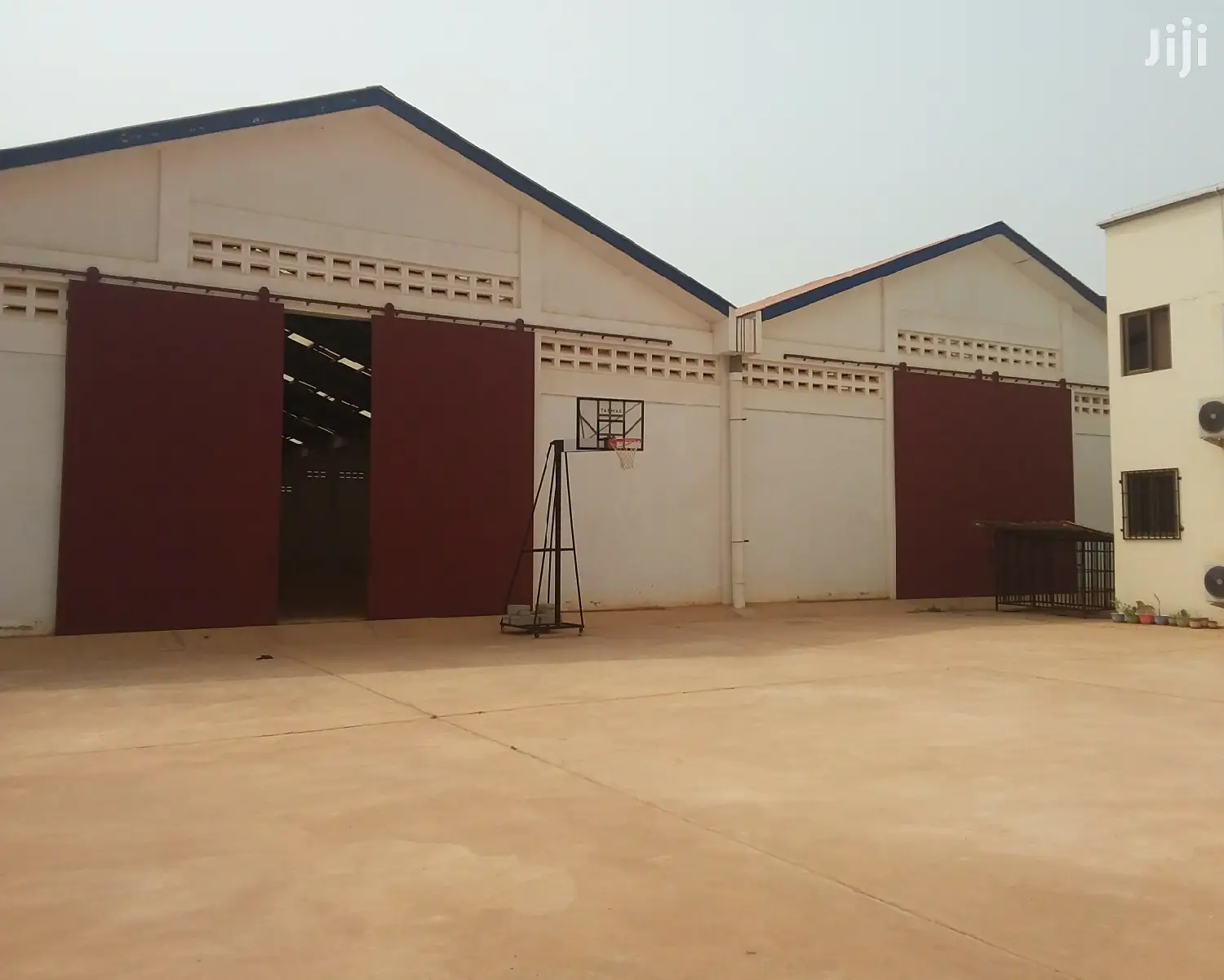 Warehouse for Rent Spintex - Commercial in Greater Accra, Accra Metropolitan - Rent