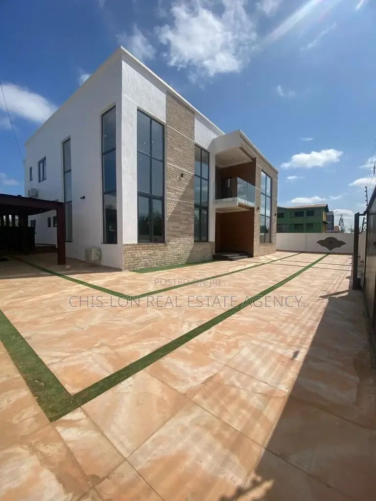 Five Bedrooms Duplex for Sale. - Commercial in Greater Accra, East Legon - Sale
