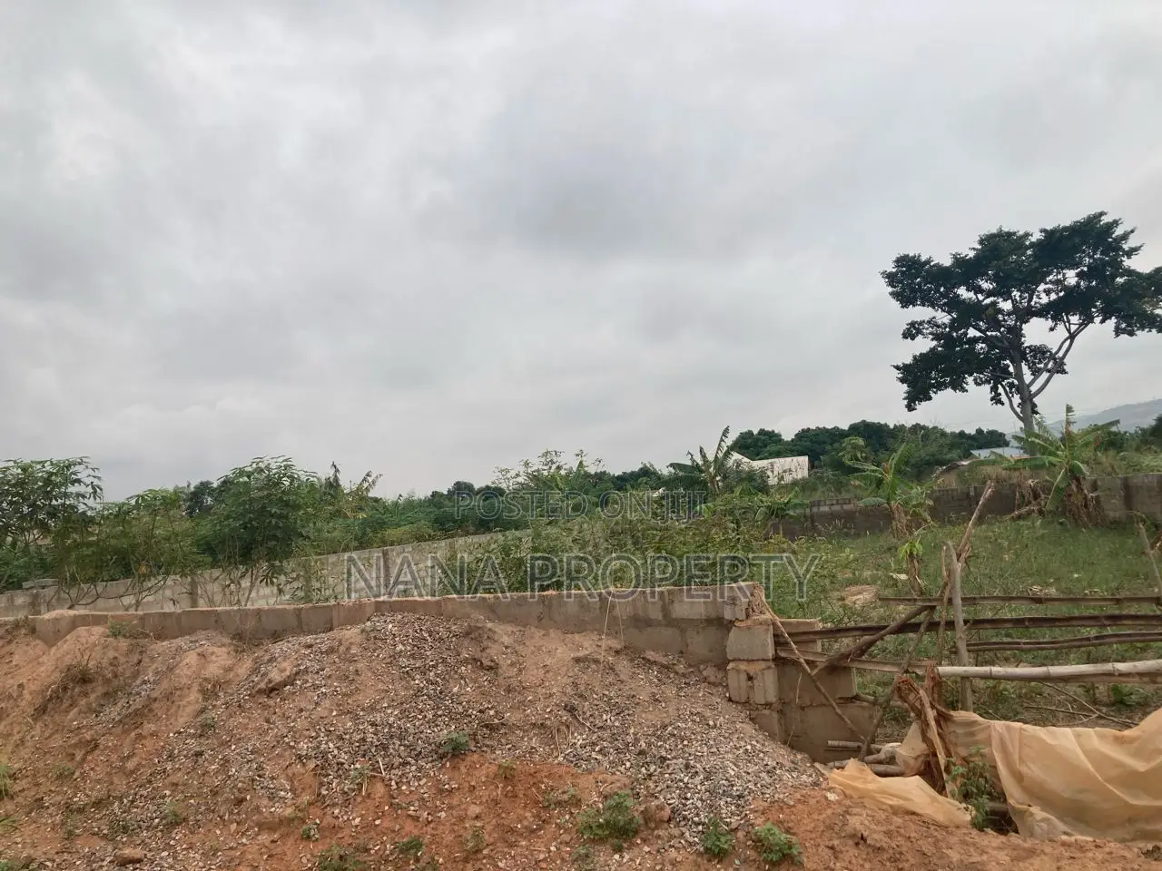 Half Plot of Land for Sale Located at Adenta Oyarifa Kuotaam - Land in Greater Accra, Adenta - Sale
