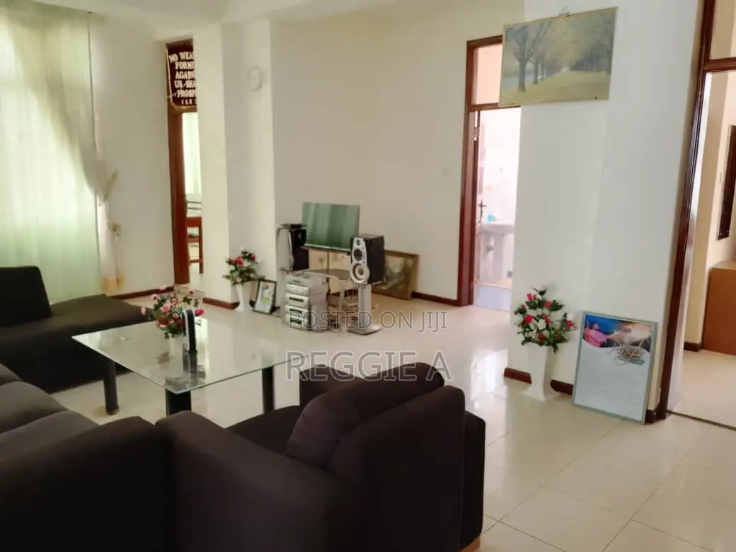 ¢250 a Day 2-Bed Fully Furnished Flat. Short/Long Stay (Ohf) - 2 bedroom Apartment in Greater Accra, Gbawe, Top Base - Rent