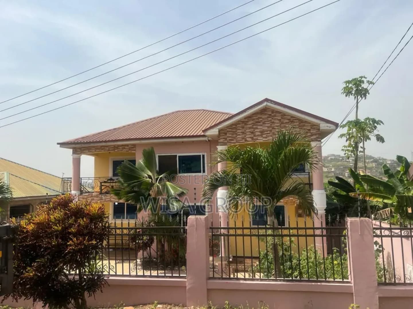 9bdrm Duplex in Wisa Groups, Accra Metropolitan for sale - House in Greater Accra, Accra Metropolitan - Sale