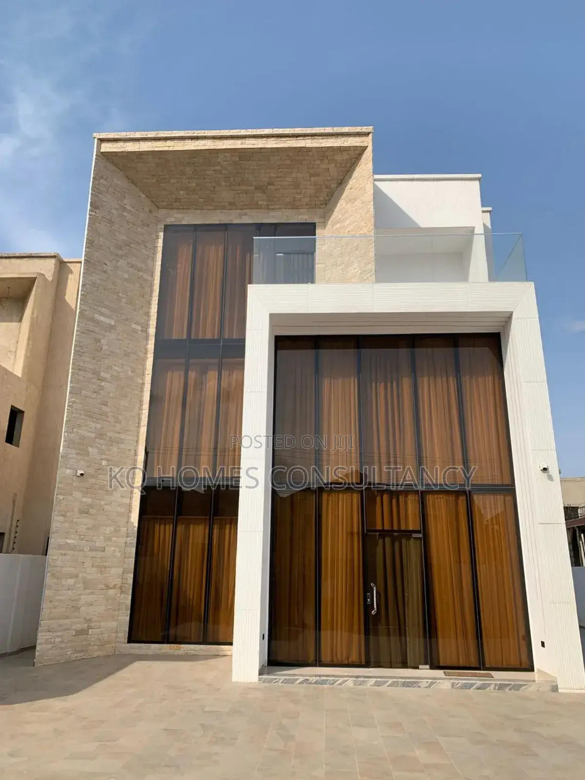 Furnished 5bdrm House in East Legon School, Ashaley Botwe for sale - 5 bedroom House in Greater Accra, Ashaley Botwe - Sale