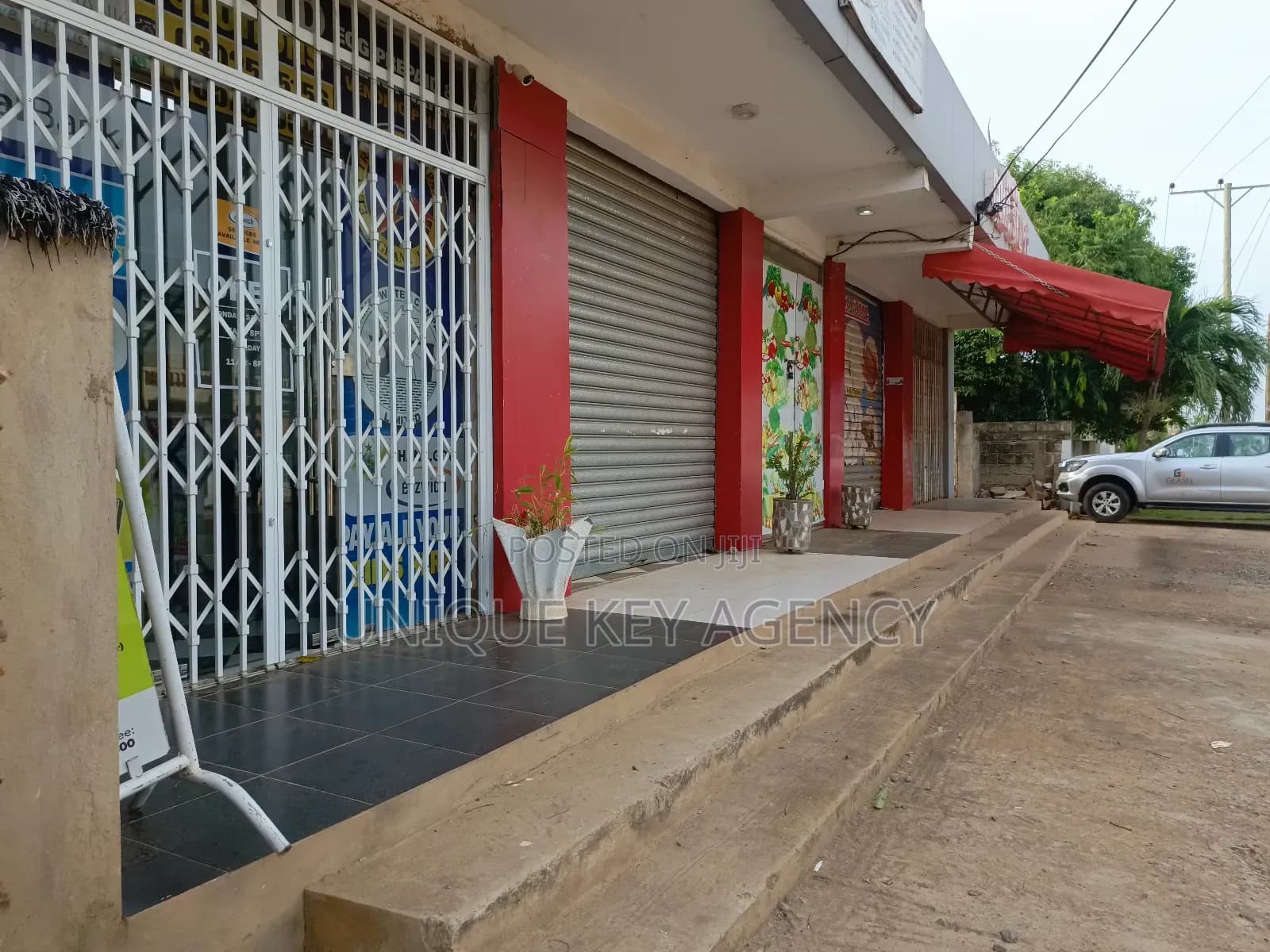Shops for Sale in Haatso With 2 Half Plot - Commercial in Greater Accra, Haatso - Sale
