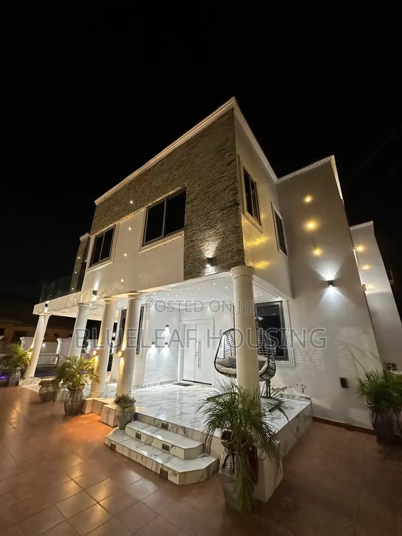 Furnished 5bdrm House in Amasaman for sale - 5 bedroom House in Greater Accra, Ga West Municipal, Amasaman - Sale