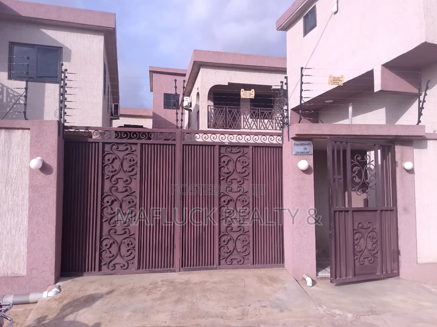 Chamber and Hall - Apartment in Greater Accra, Ashaley Botwe, Lake Side Estate - Rent
