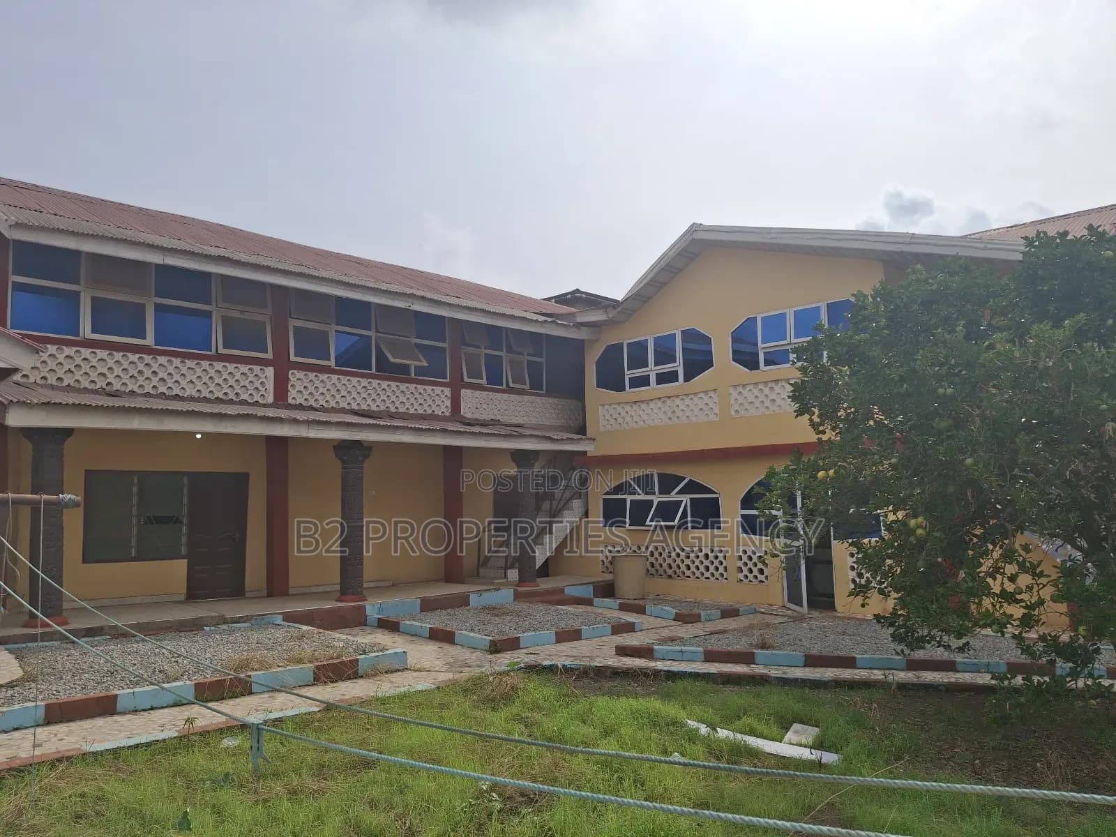 Furnished 7bdrm Apartment in B2 Properties Agency, Kumasi Metropolitan - 7 bedroom Apartment in Ashanti, Kumasi Metropolitan - Sale