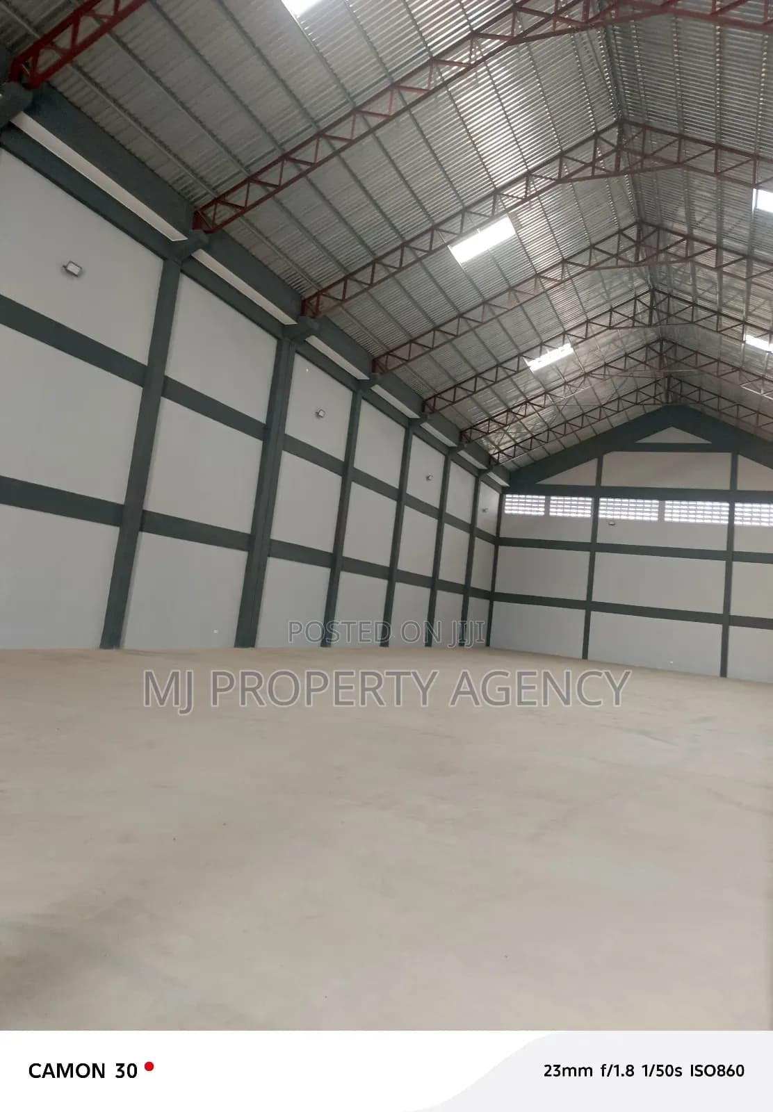 1500 SQM Warehouse at Kumasi - Commercial in Ashanti, Kumasi Metropolitan - Rent