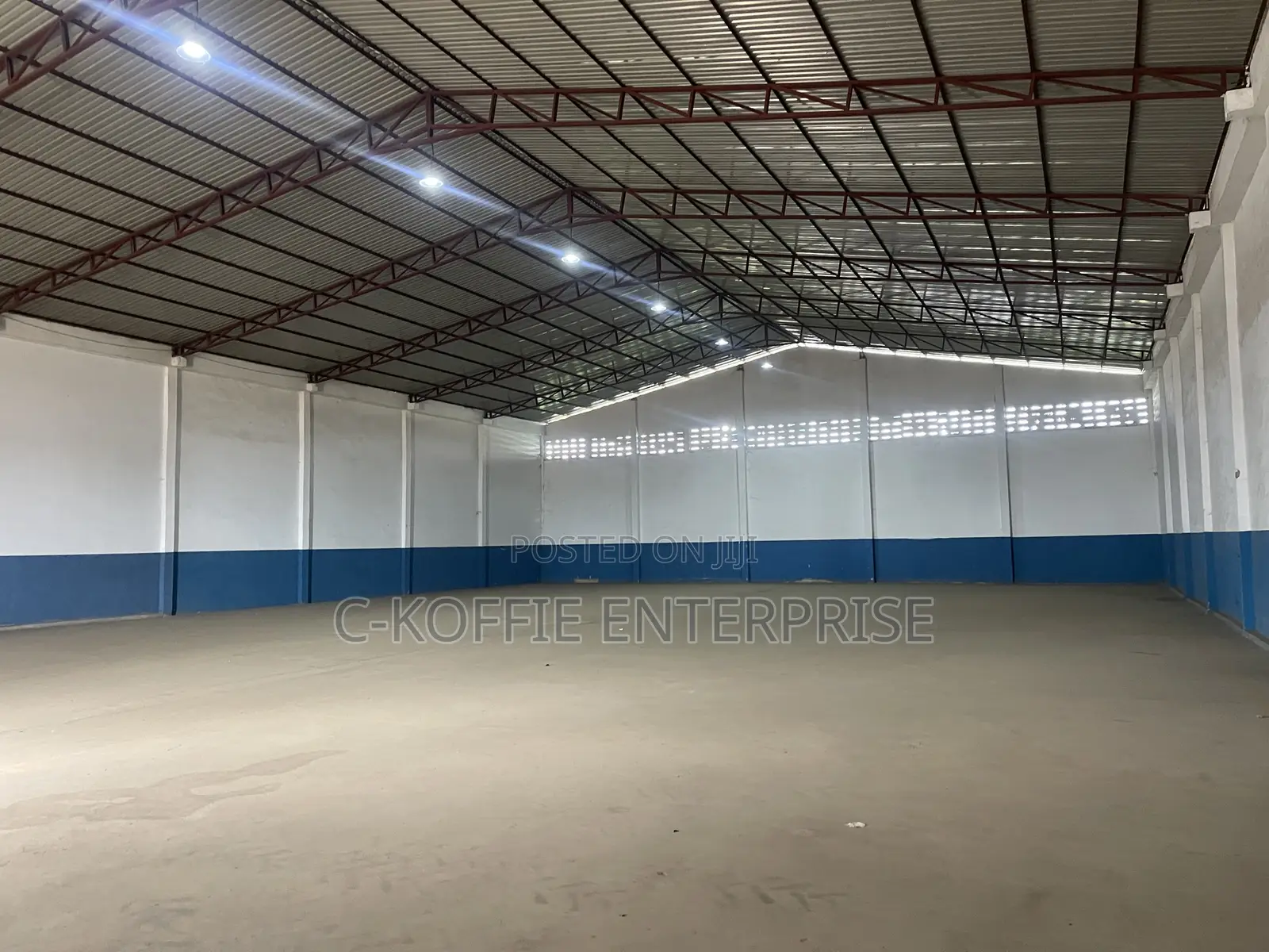 1000 SQM Warehouse at Airport - Commercial in Greater Accra, Airport Residential Area - Rent